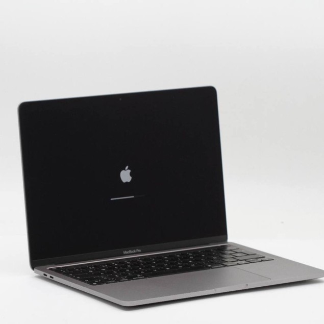 MACBOOK PRO 13" M1 2020 / 8GB RAM /...