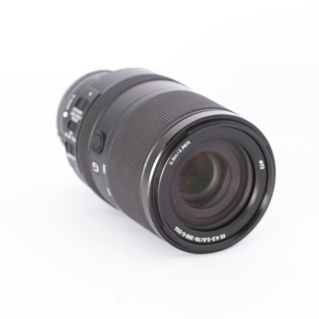 Objectiu SONY FE 70-300mm f/4.5-5.6 G...