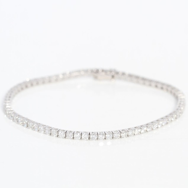 Bracelet RIVIERE en diamant pesant...