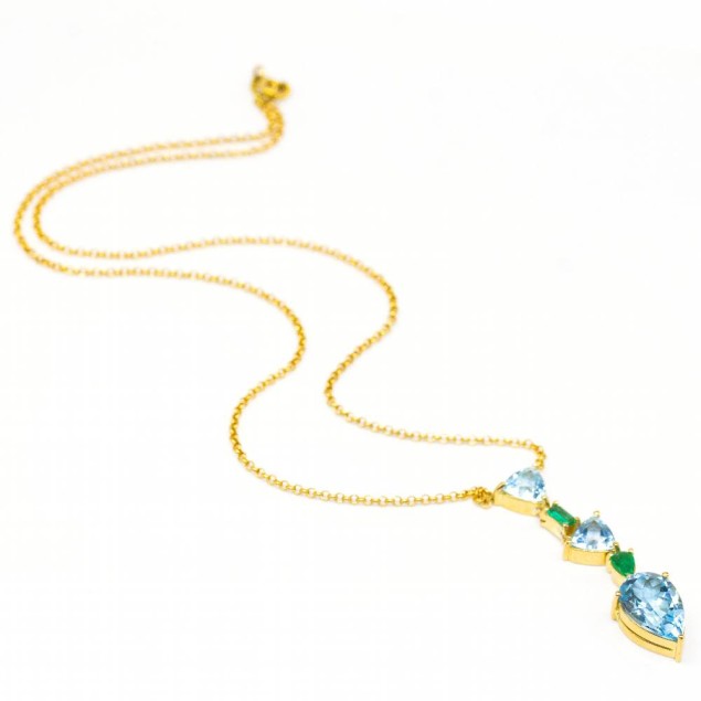 Collar BLUE SEA en Oro Amarillo....