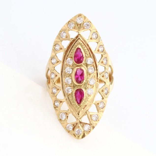 Bague navette en or 18k d'occasion...