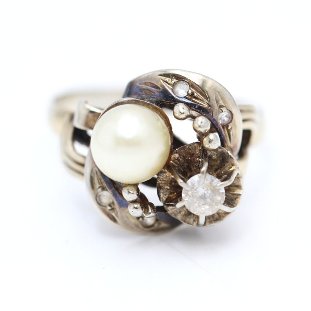 Bague vintage en or 18k avec perle et...