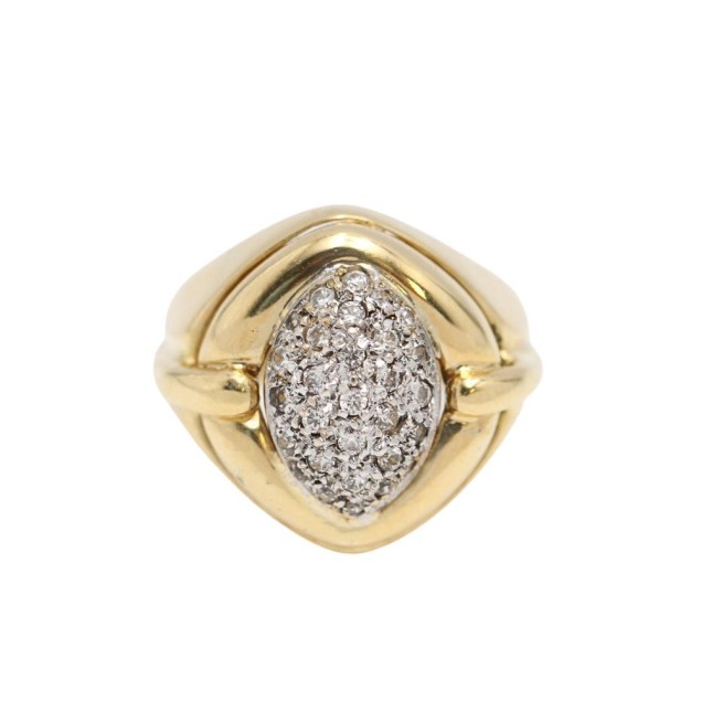 Anillo oval gallonado de oro 18k con...