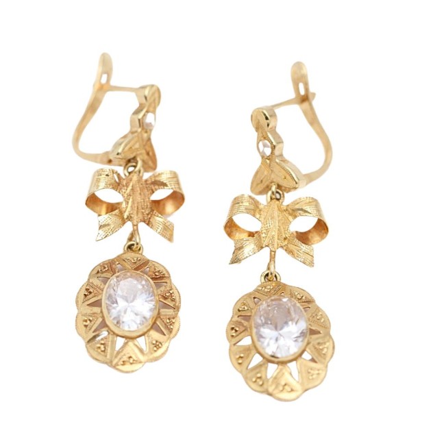 Boucles d'oreilles longues d'occasion...