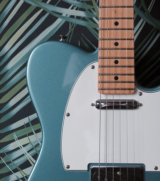 Quelle est la particularité de la guitare électrique Fender Telecaster ?